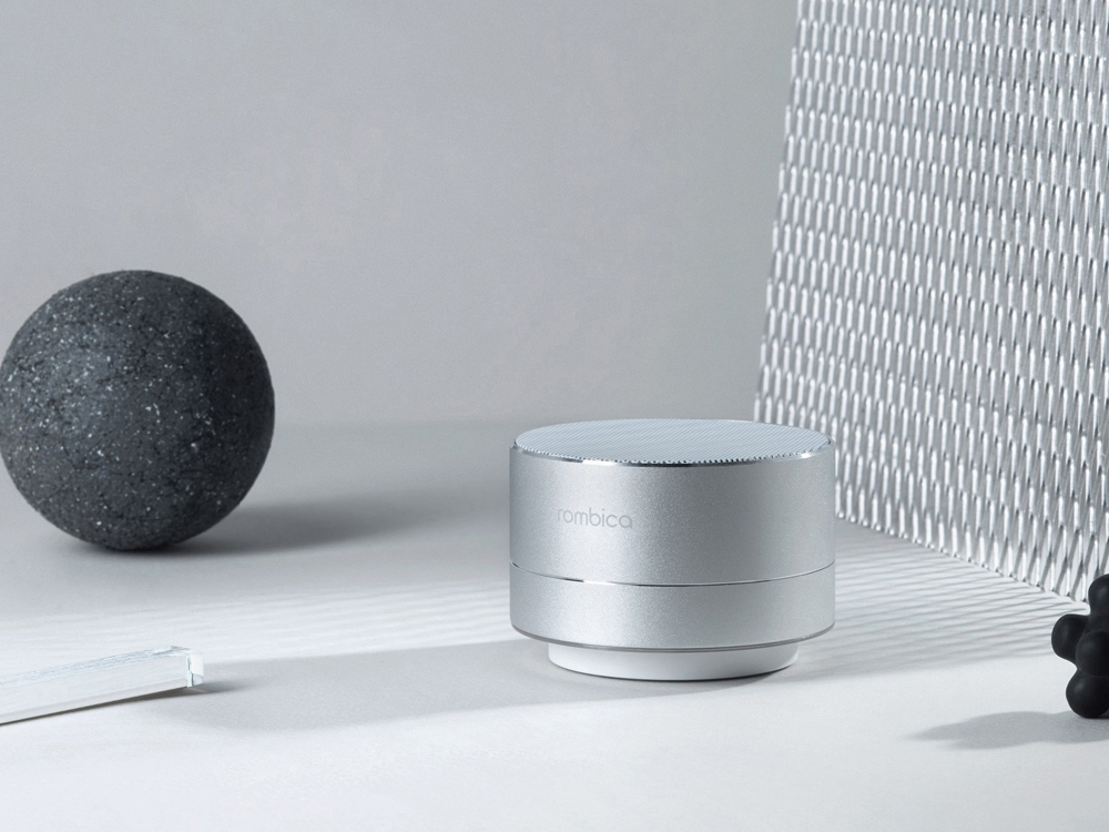 картинка Портативная акустика Rombica Mysound BT-03 2C, серебристый от интернет-магазина сувениров и бизнес-подарков Gifts-Moskva.RU г. Москва